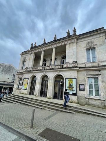 L'Insolite Saintes Zewnętrze zdjęcie